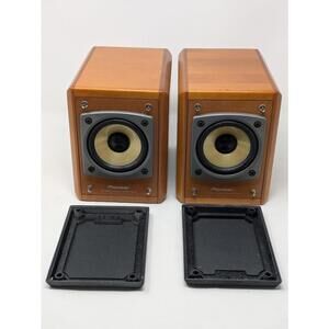 Pioneer Mini Micro Compact Small Tiny Bookshelf Speakers Wood Wooden S-MT3W